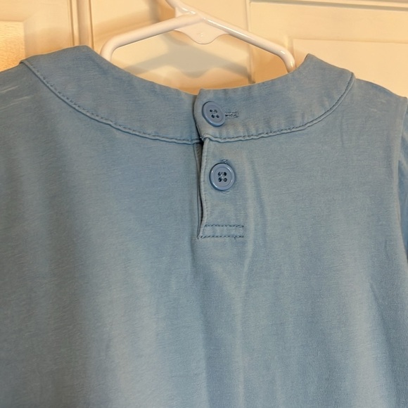 Hanna Andersson Light Blue Top w/ Button Cuff Sleeves & Ruffle Bottom Hem - Size - Picture 6 of 9